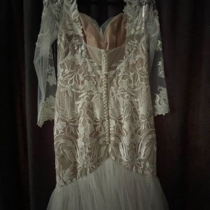 LA Wedding Boutique Cocomelody. Size 14.  Paid $1500 & it has never been worn.